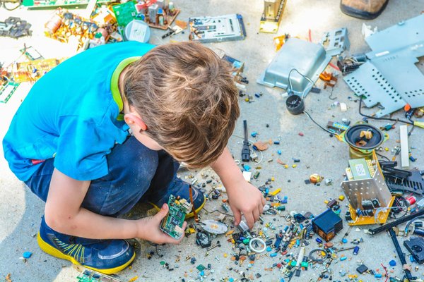 Comment créer un programme éducatif sur le recyclage pour les enfants des écoles maternelles ?