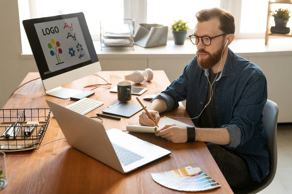 Comment créer un logo captivant: guide pratique et astuces